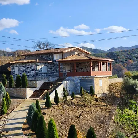 Uphill House. Dom wakacyjny Vorë
